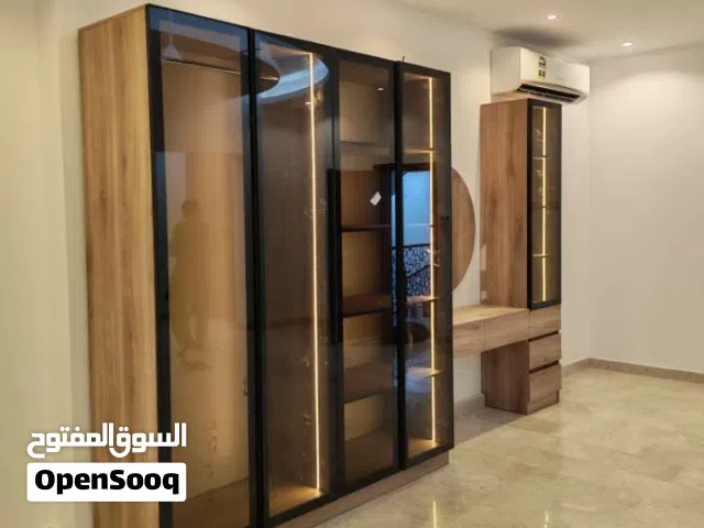 تصميمات عصرية تروي قصة فخامة منزلك جودة الخشب الطبيعي تضمن لك استثماراً يدوم لسنوات طويلة.