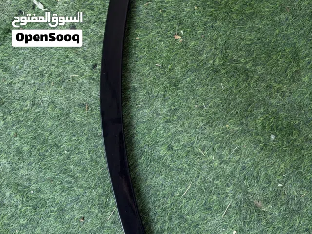 جناح خلفي نظيف جدا