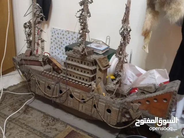 سفينة كبيرة صناعة يدوية