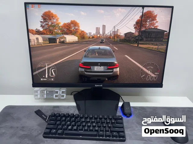 بيسي ألعاب نظيف مع شاشة 180Hz وملحقات كاملة للبيع