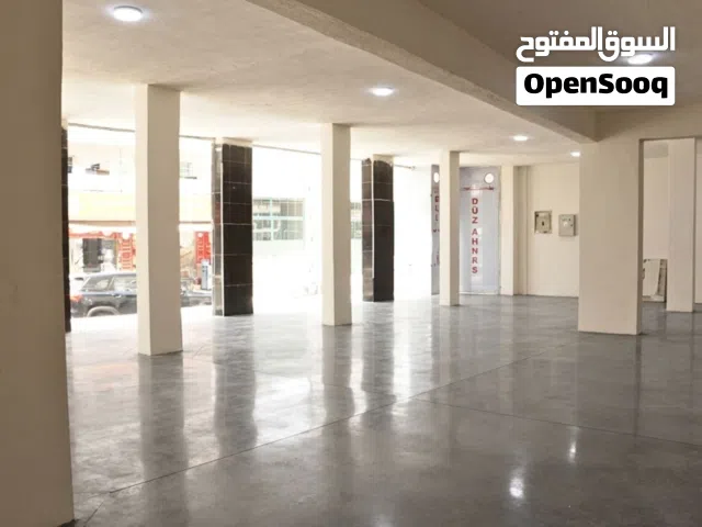 مخازن ومستودعات للايجار في مدينة الفحيص