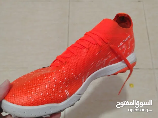 حذاء كرة بوما الترا ماتش