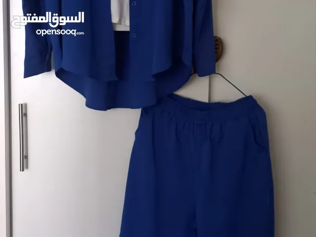 شروة اواعي ستاتي جديد ومستعمل خفيف للبيع القياسات مشكله والسعر حرق