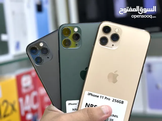 أقوى عرض : iPhone 11 pro 256gb هواتف نظيفة بحالة الوكالة بدون اي شموخ أو مشاكل مع ضمان و ملحقات