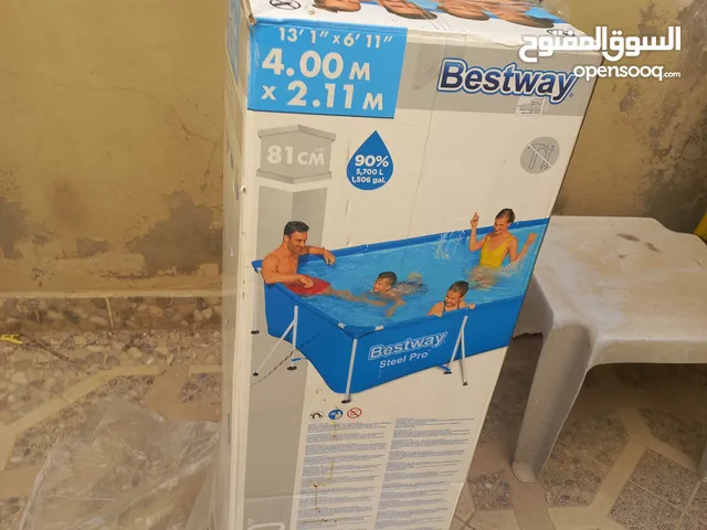 مسبح مستعمل لمده شهر فقط استعمال خفيف