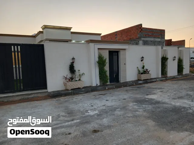 2 Bedrooms Farms for Sale in Tripoli Al-Baesh