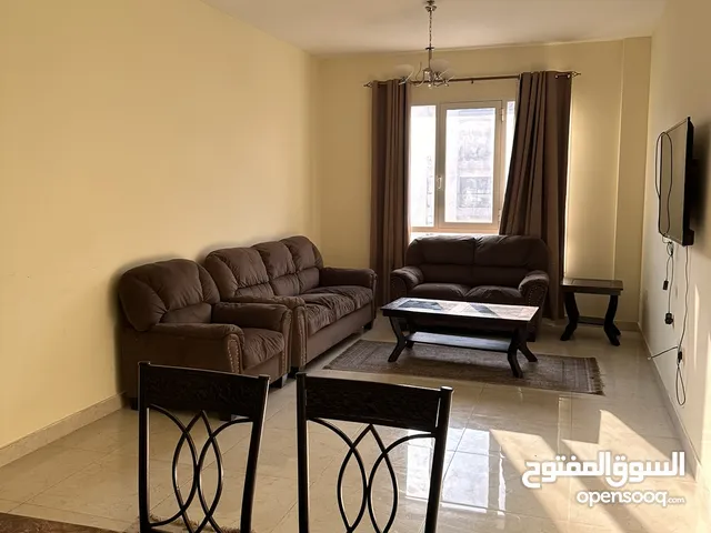 2bhk flat boshar near moll Oman غرفتين وصاله بوشر قريب مسجد محمد الامين