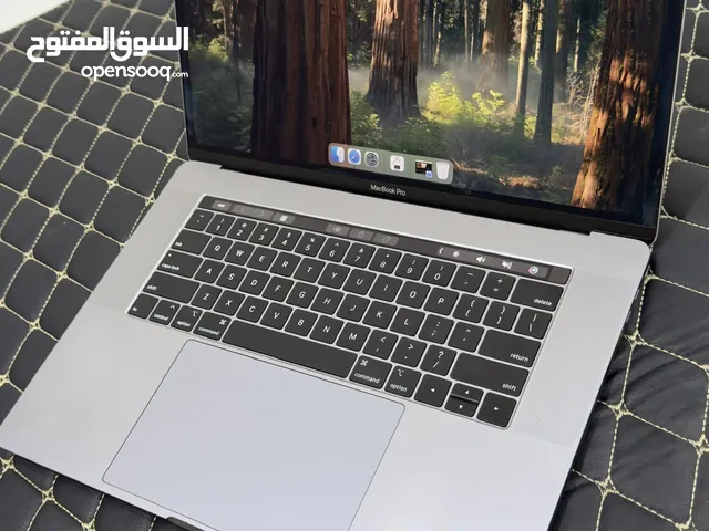 MacBook Pro 2018 مواصفات عالية ماك نظيف استعمال جامعة وورد وأكسل دورات شحن قليلة كلش نظيف ومرتب