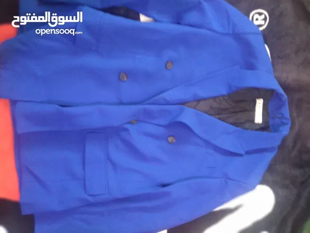 جاكيتات وفيسيتات