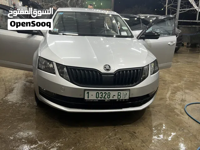 سكودا اوكتافيا 2019