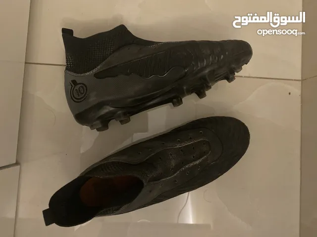 حذاء كره قدم