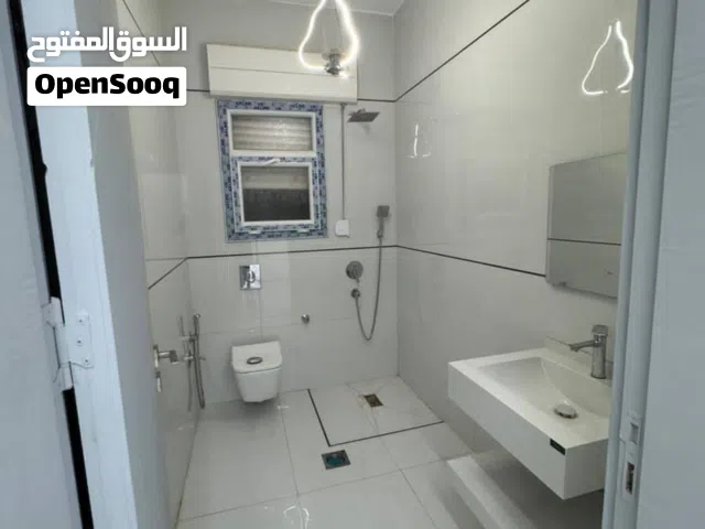 شقة تشطيب حديث في كمباوند الجوهره 6