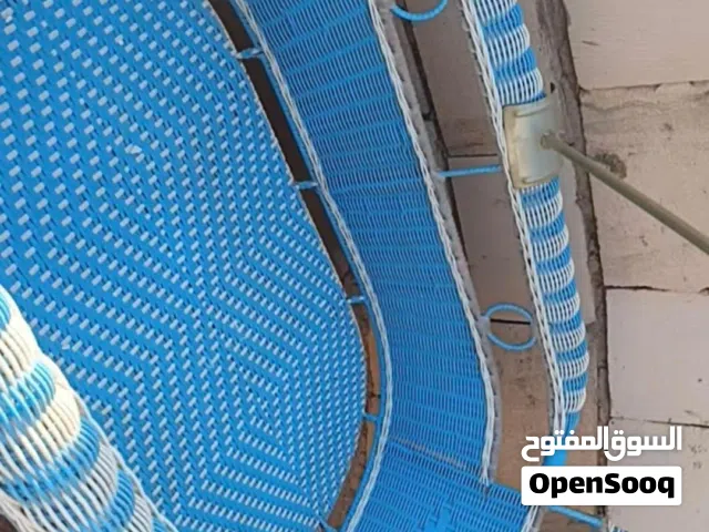 كاروك للبيع يحتاج بس شاحنه هزاز بي يتحمل من عمر يوم ال 5سنوات