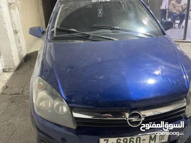 Used Opel Astra in Hebron