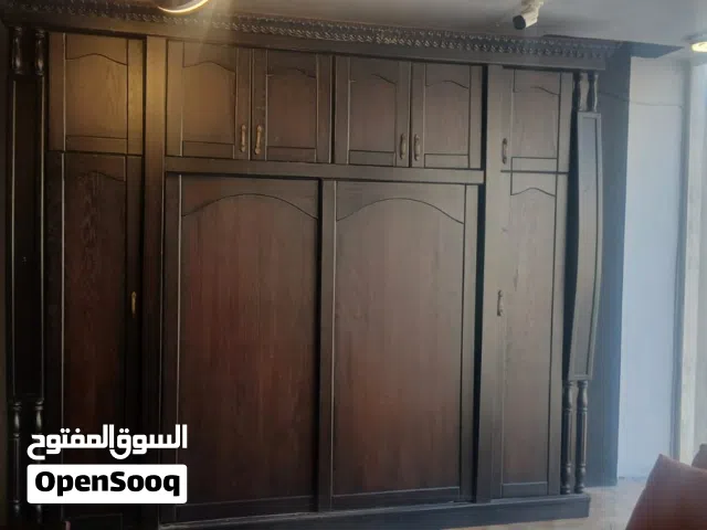 خزانة طابقين مستعملة بحالة الوكالة