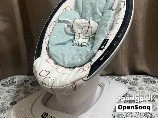 للبيع  كرسي هزاز 4moms