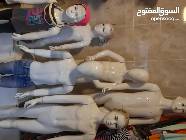 مانيكانات اطفال مستعملة بحالة ممتازة
