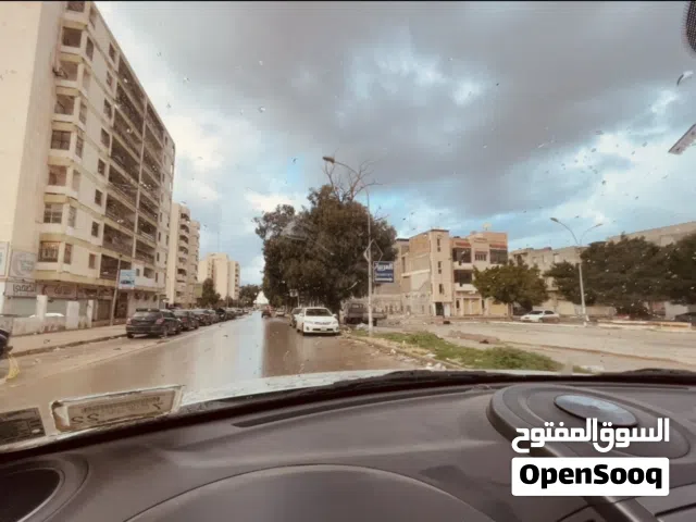 منزل تجاري سكني في السبالة شارع المتحف  مقابل ملعب وباركي السبالة .