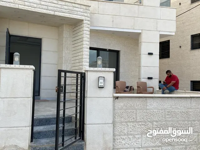 135 m2 3 Bedrooms Apartments for Sale in Amman Al Bnayyat