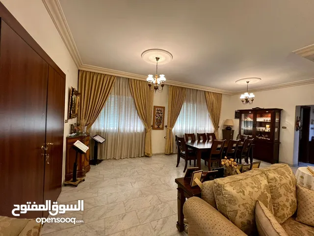336 m2 5 Bedrooms Villa for Sale in Amman Khalda