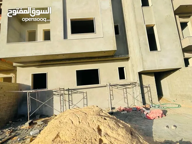 140 m2 4 Bedrooms Apartments for Sale in Tripoli Al-Serraj