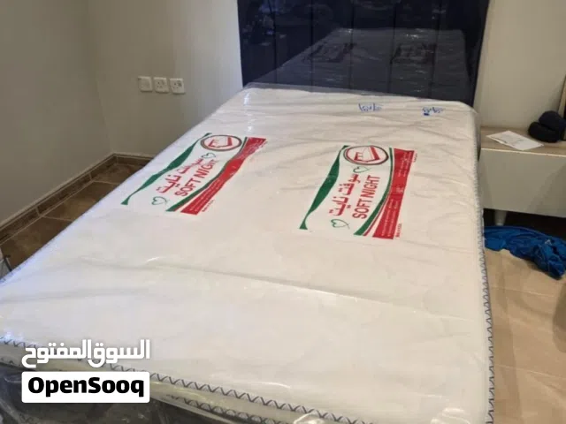 يتوفر لدينا سراير خشب بكسات فندقيه جوده فاخره وبسعر الجمله