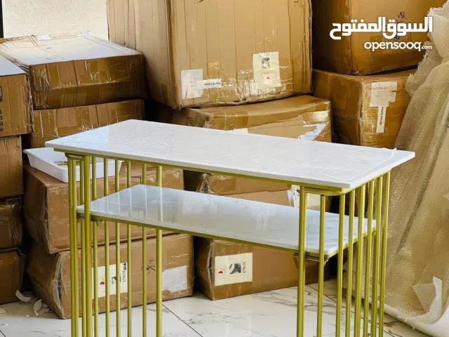 طاولة اظافر