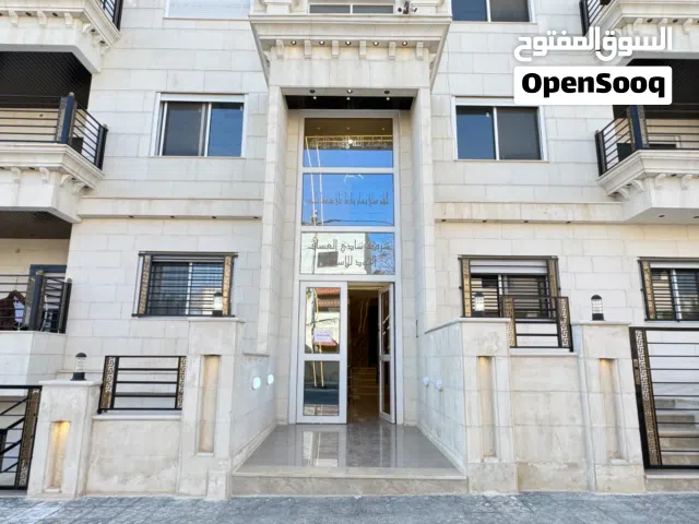 شقة طابق ثالث مع روف في تلاع العلي 360 متر بسعر 125000 من الجود للإسكان