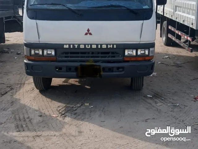 Box Mitsubishi 1996 in Farwaniya