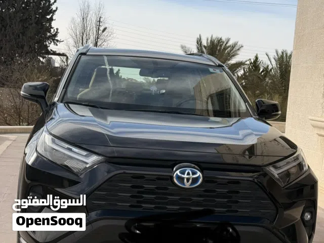 Used Toyota RAV 4 in Amman
