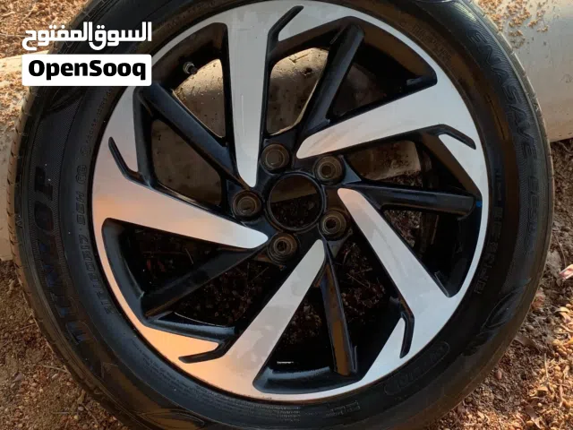 Original Toyota Rush Mag and Tire size 17