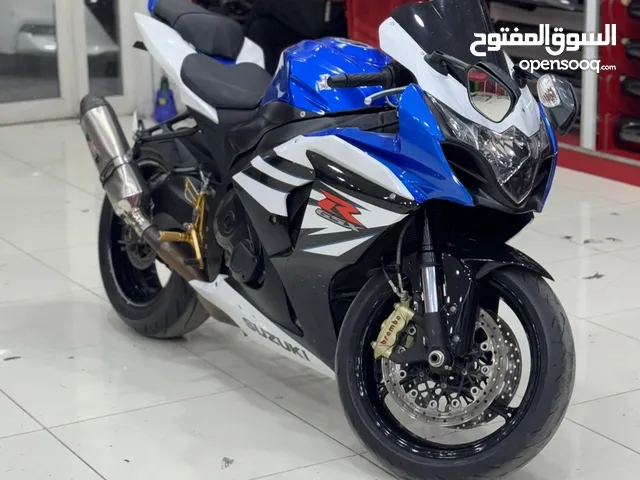 سوزوكي Gsxr1000 2014 بحالة الوكالة