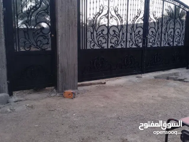 قطعة ارض زراعية  المساحة الكلية 3200 متر مربع