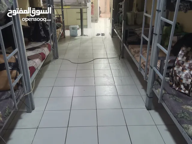 سكن شباب سودانيين في دبي فريج مرر