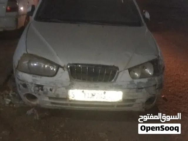 2002 هيونداي افانتي SE