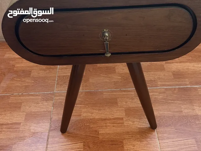 طاولات سيرفيس مستعملات شبه جديد