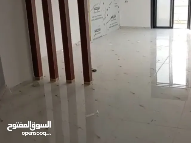 شقه للبيع في كفرعقب امكانيه دفعه و شيكات شخصيه