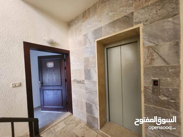 217m2 3 Bedrooms Apartments for Sale in Amman Daheit Al Yasmeen