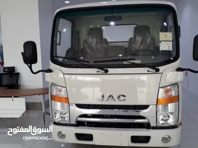 Tractor Unit Other 2023 in Jeddah