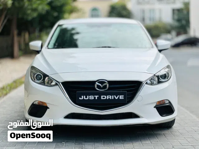 Mazda 3 2016 excellent condition vehicle no any replace