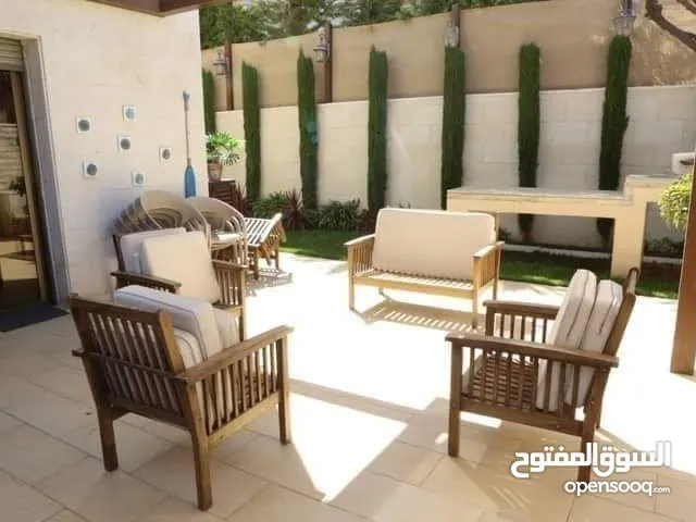 531 m2 5 Bedrooms Villa for Sale in Amman Dabouq