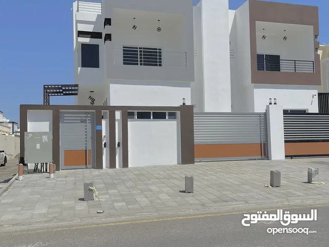 403m2 5 Bedrooms Villa for Sale in Muscat Al Maabilah