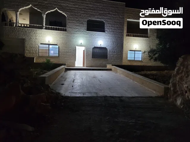 بيت للايجار مدخل مستقل 4 واجهات حجر شبابيك دبل اباجور كراج مستقل تشطيب سوبر