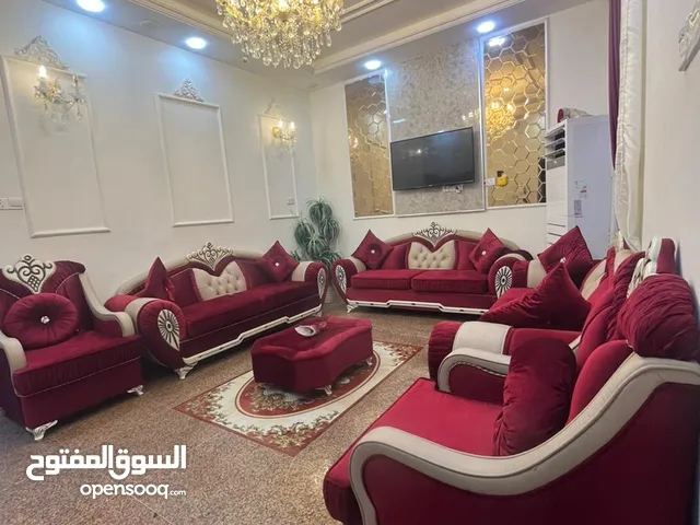 قنفات تركي درجة أولى تخم ونص 13 مقعد 3 قنفة 3 أشخاص و4 كراسي وطبلة وسطية و9 كوشات نظافة فول تجي وتشو