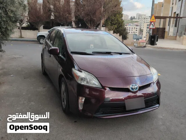 2013 تويوتا بريوس Prius