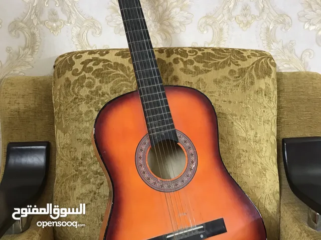 جيتار و عود للبيع : الات موسيقية : افضل الاسعار في العراق