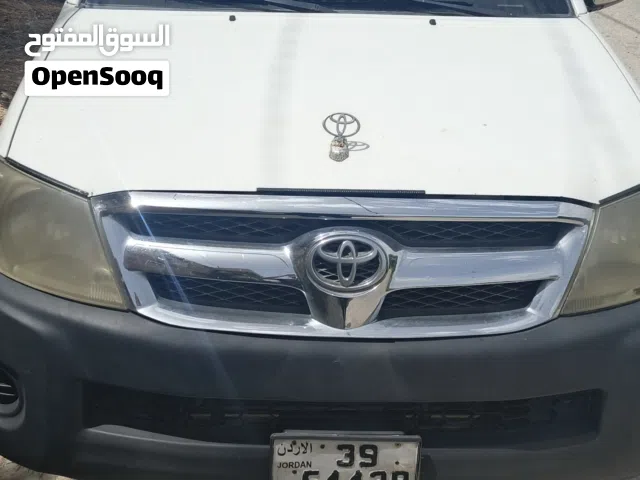 2009 تويوتا هيلوكس DLX
