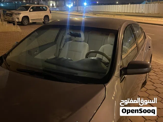 2012 نيسان التيما SL