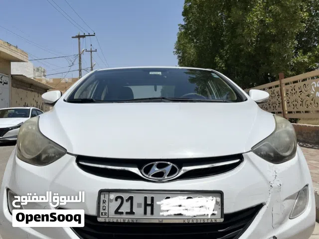 2014 هيونداي النترا Standard