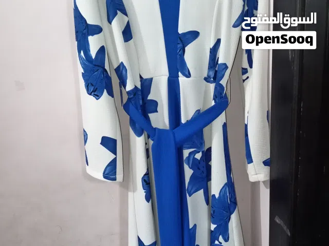فساتين ربيعيه